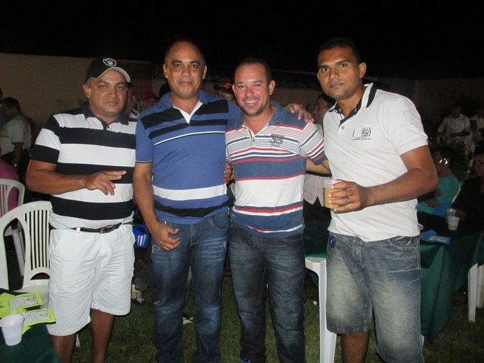 Prefeito: Walter Alencar Faz Homenagem a todos os pais de Agricolândia em Sua Residência     - Imagem 14