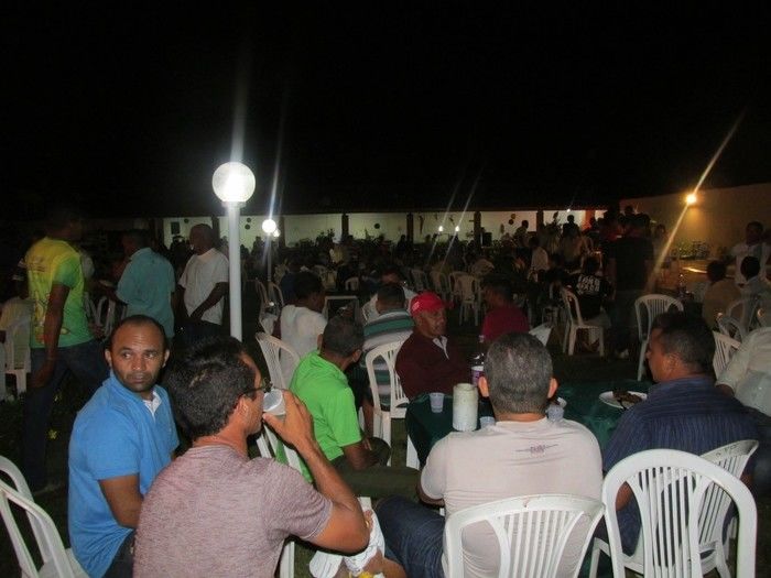 Prefeito: Walter Alencar Faz Homenagem a todos os pais de Agricolândia em Sua Residência     - Imagem 3