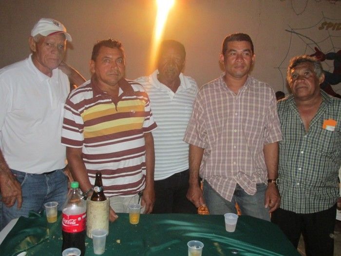 Prefeito: Walter Alencar Faz Homenagem a todos os pais de Agricolândia em Sua Residência     - Imagem 21