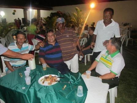 Prefeito: Walter Alencar Faz Homenagem a todos os pais de Agricolândia em Sua Residência     - Imagem 11