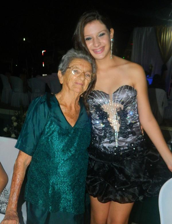 Aniversário de Zayra Meneses comemorado em grande estilo - Imagem 25