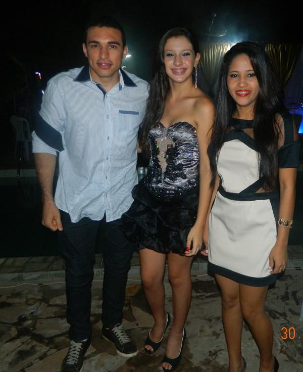 Aniversário de Zayra Meneses comemorado em grande estilo - Imagem 11