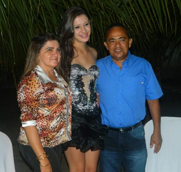 Aniversário de Zayra Meneses comemorado em grande estilo - Imagem 37