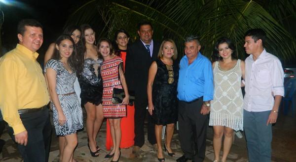 Aniversário de Zayra Meneses comemorado em grande estilo - Imagem 48