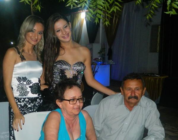 Aniversário de Zayra Meneses comemorado em grande estilo - Imagem 40