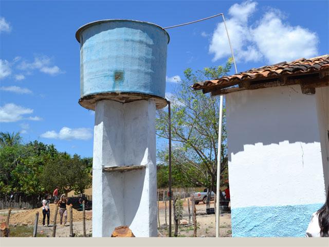 Prefeita Paula Araujo faz visita às obras em andamento na cidade - Imagem 5