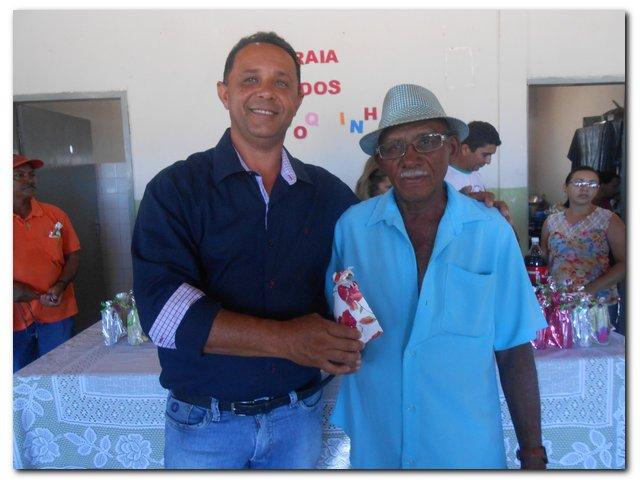 SEMTAC presta homenagem aos Idosos do Centro de Convivência - Imagem 27