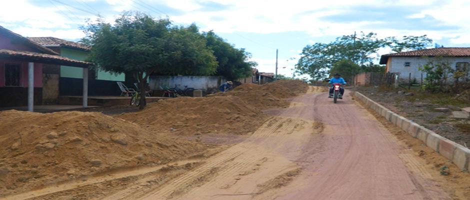 Começa a construção de pavimentação poliédrica no Bairro Frecheiras