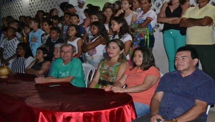 Jovens e adolescentes promovem festa folclórica - Imagem 8