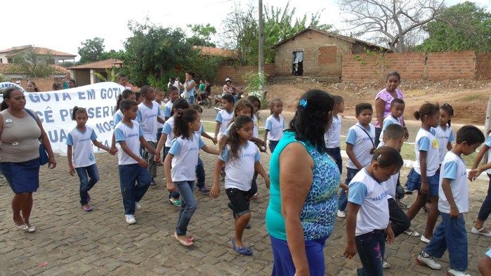 Público prestigia Desfile Cívico de 7 de setembro em Francinópolis - Imagem 32