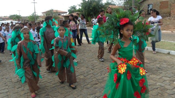 Público prestigia Desfile Cívico de 7 de setembro em Francinópolis - Imagem 30