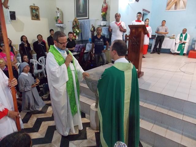  OSCAR É O NOVO PÁROCO DE BATALHA - Imagem 6