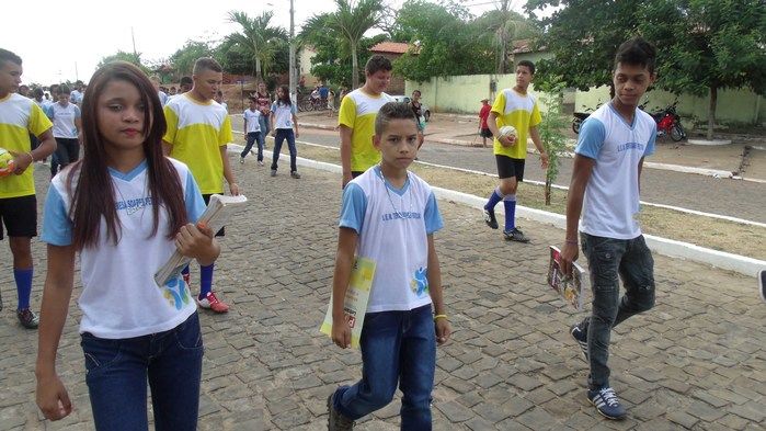Público prestigia Desfile Cívico de 7 de setembro em Francinópolis - Imagem 70
