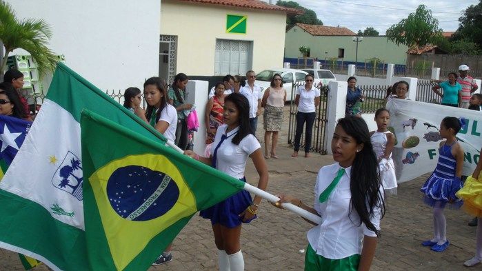 Público prestigia Desfile Cívico de 7 de setembro em Francinópolis - Imagem 120