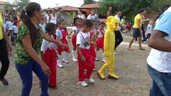 Público prestigia Desfile Cívico de 7 de setembro em Francinópolis - Imagem 25