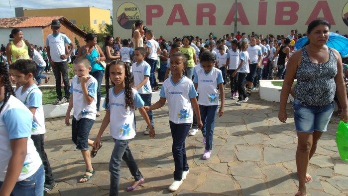 Público prestigia Desfile Cívico de 7 de setembro em Francinópolis - Imagem 112