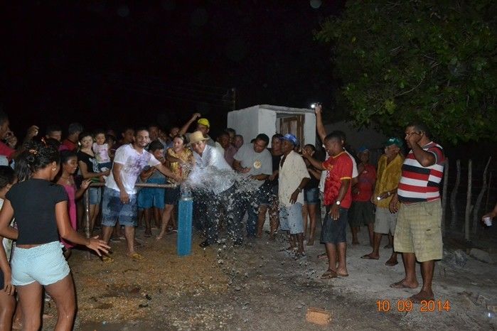 Prefeito Zé Resende entrega poço do bairro Parazinho a comunidade  - Imagem 18