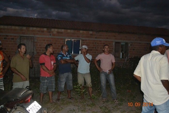 Prefeito Zé Resende entrega poço do bairro Parazinho a comunidade  - Imagem 7