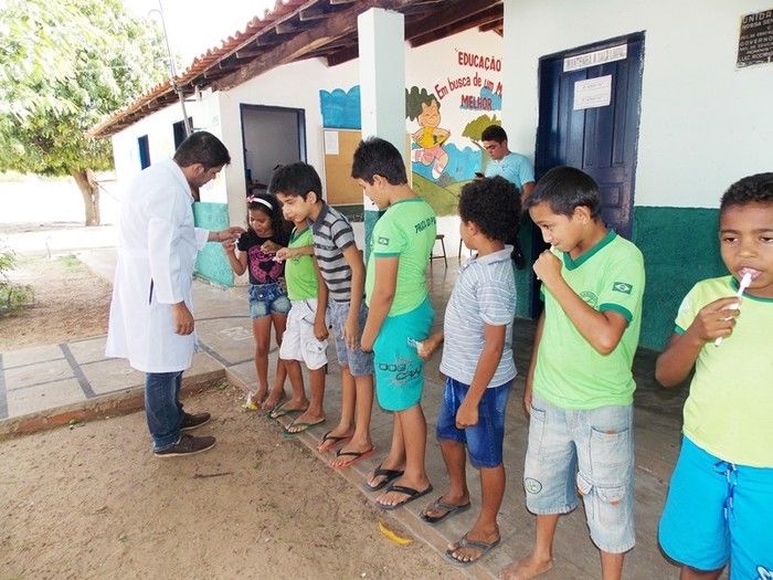 Secretaria de Educação promove semana da saúde bucal nas escolas - Imagem 13
