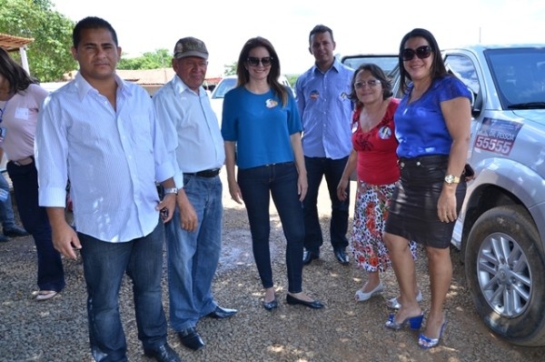 Deputada Federal Iracema Portella visita Comunidade Estaca Zero em Lagoinha - Imagem 10