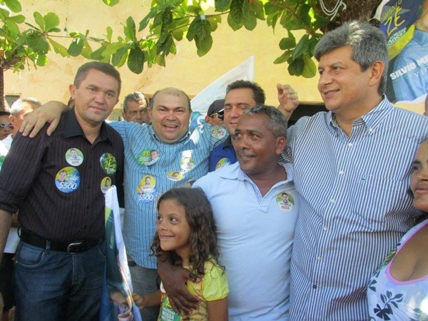 Prefeito Reginaldo recepciona o governador Zé Filho e demais aliados em uma visita a São Félix - Imagem 20