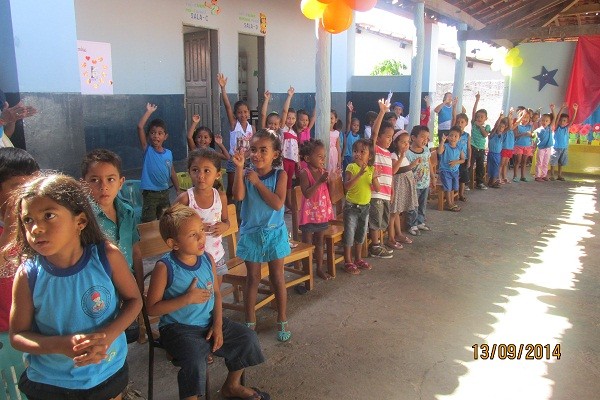 Festa dos 35 Anos da Creche Pequeno Polegar - Imagem 8