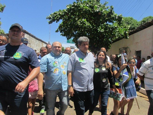 Prefeito Reginaldo recepciona o governador Zé Filho e demais aliados em uma visita a São Félix - Imagem 21