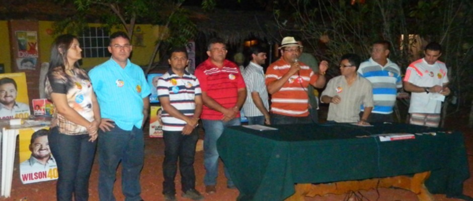 Prefeita Paula Araujo e lideranças participaram de reunião política no Povoado Piçarra