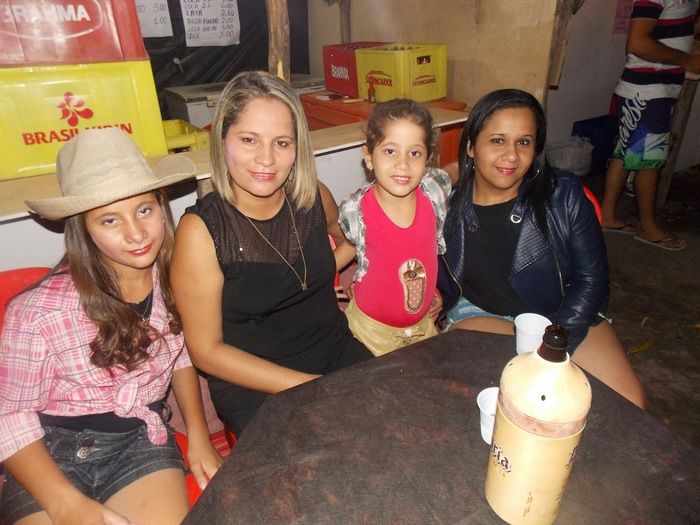 Centenas de pessoas prestigiam abertura da II Exposição Agrobom em Bom Princípio do Piauí - Imagem 7