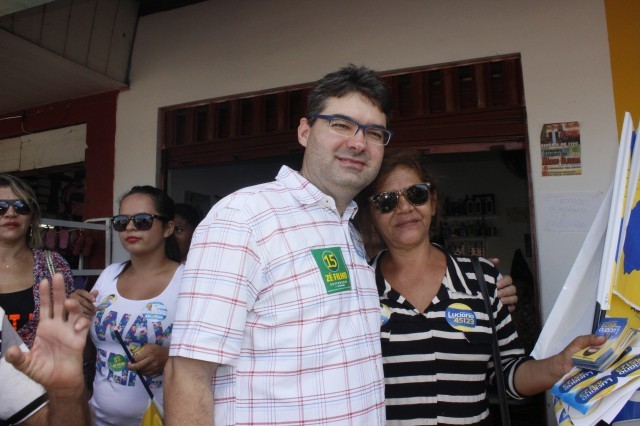 Luciano Nunes participa de caminhada pela feira no centro comercial de Miguel Alves - Imagem 40