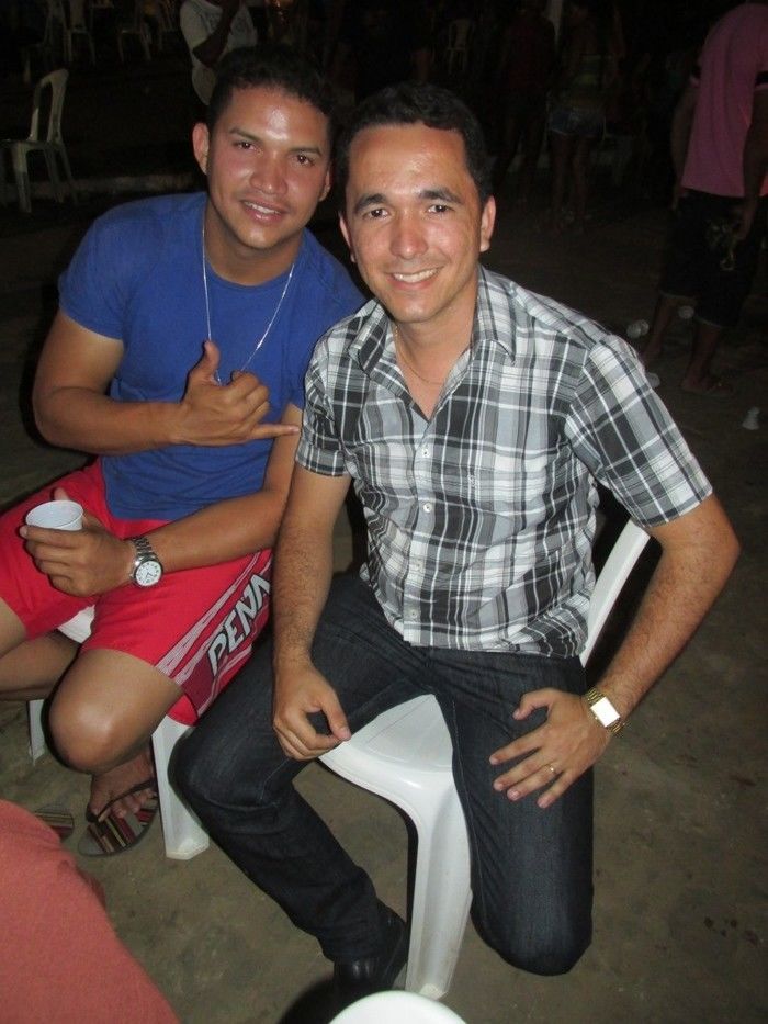 Trio Elétrico Nem Motos faz encerramento dos festejos  no bairro Vila em Agricolândia - Imagem 27