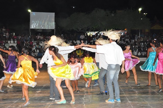 Terceira noite de festejos juninos teve encerramento do II Concurso de Quadrilhas Juninas - Imagem 29