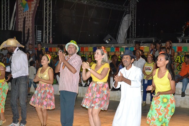 Terceira noite de festejos juninos teve encerramento do II Concurso de Quadrilhas Juninas - Imagem 19
