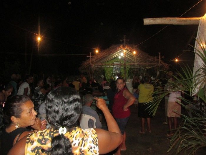 Uma Grande Multidão Participa da Celebração de Encerramento dos Festejos da Vila em Agricolândia - Imagem 1