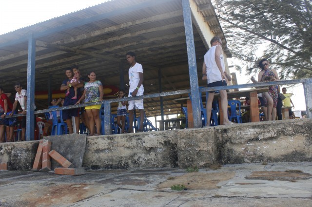 Prefeita leva jovens e  pessoas da terceira idade para o litoral piauiense - Imagem 155