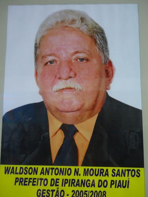 Prefeito Dr.Zé Maria Inaugurou a Escola Dr.Antônio Santos - Imagem 2