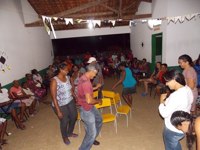 Comunidade Serrinha ganha festa dos idosos pelo Dia dos pais - Imagem 21