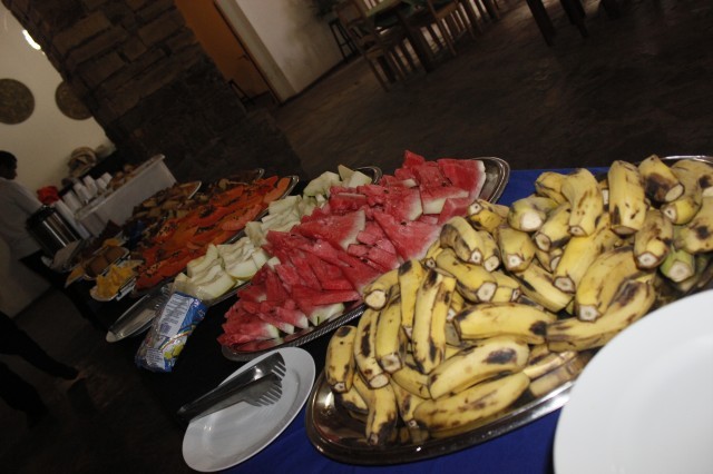 Prefeita leva jovens e  pessoas da terceira idade para o litoral piauiense - Imagem 48