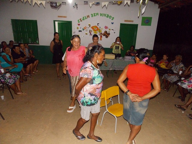 Comunidade Serrinha ganha festa dos idosos pelo Dia dos pais - Imagem 26