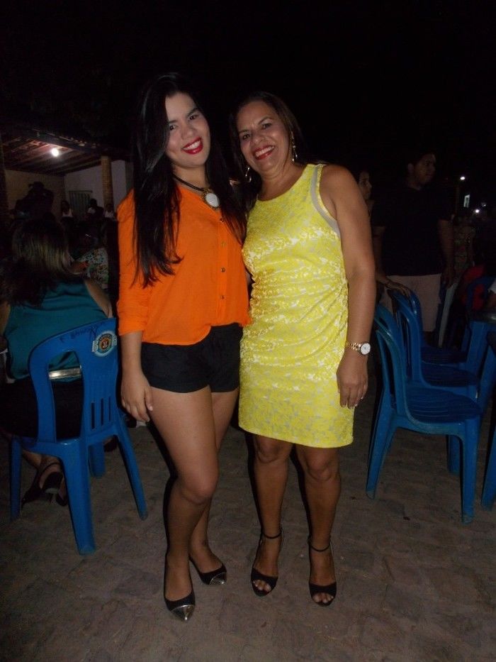 Registros  fotográficos do movimento após a celebração da 5ª noite dos festejos do Sagrado Coração Coração de Jesus  - Imagem 12