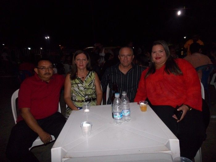 Registros  fotográficos do movimento após a celebração da 5ª noite dos festejos do Sagrado Coração Coração de Jesus  - Imagem 31