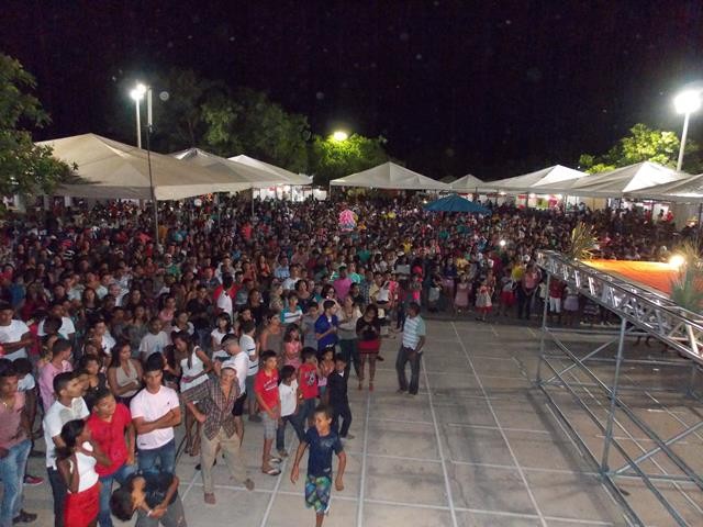Maria Clara é eleita a Rainha da 9ª Festa do Bode de Batalha (PI) - Imagem 17