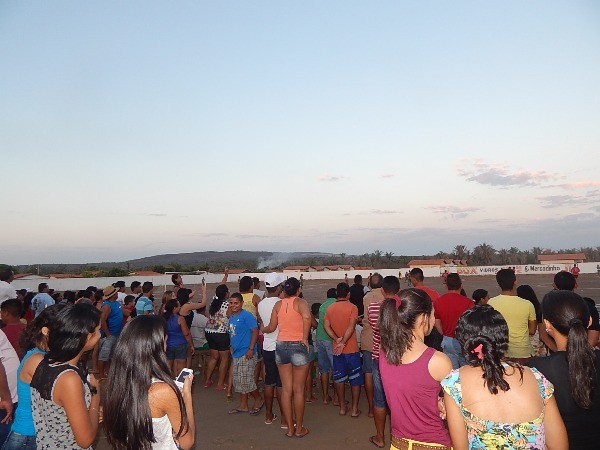 Torcedor atendeu o chamado e compareceu em massa no Estádio Barbosão - Imagem 11