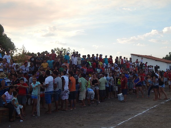 Torcedor atendeu o chamado e compareceu em massa no Estádio Barbosão - Imagem 9