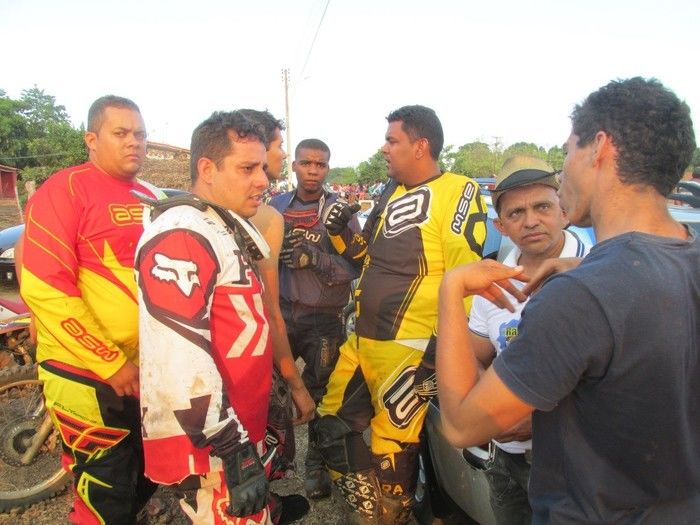 Rally tem grande público em Buraco Dágua  - Imagem 12