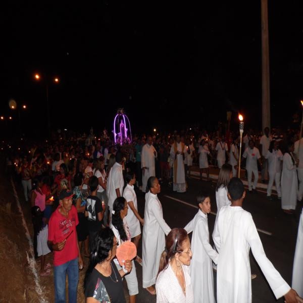 Procissão de abertura dos festejos de Santa Teresinha supera todas as expectativas   - Imagem 7