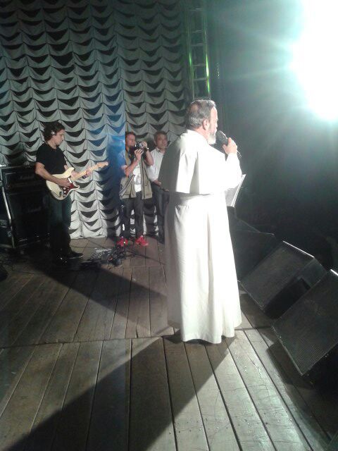 Cerca de 4 mil pessoas participaram do Show do Padre Antônio Maria - Imagem 27