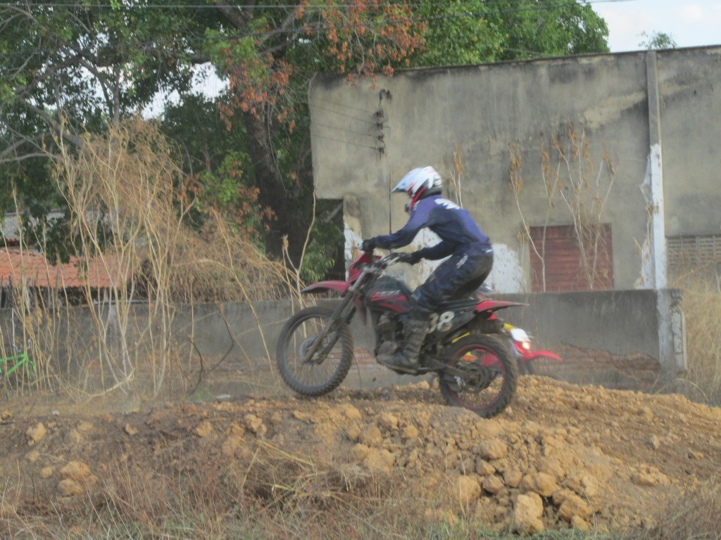 Rally tem grande público em Buraco Dágua 