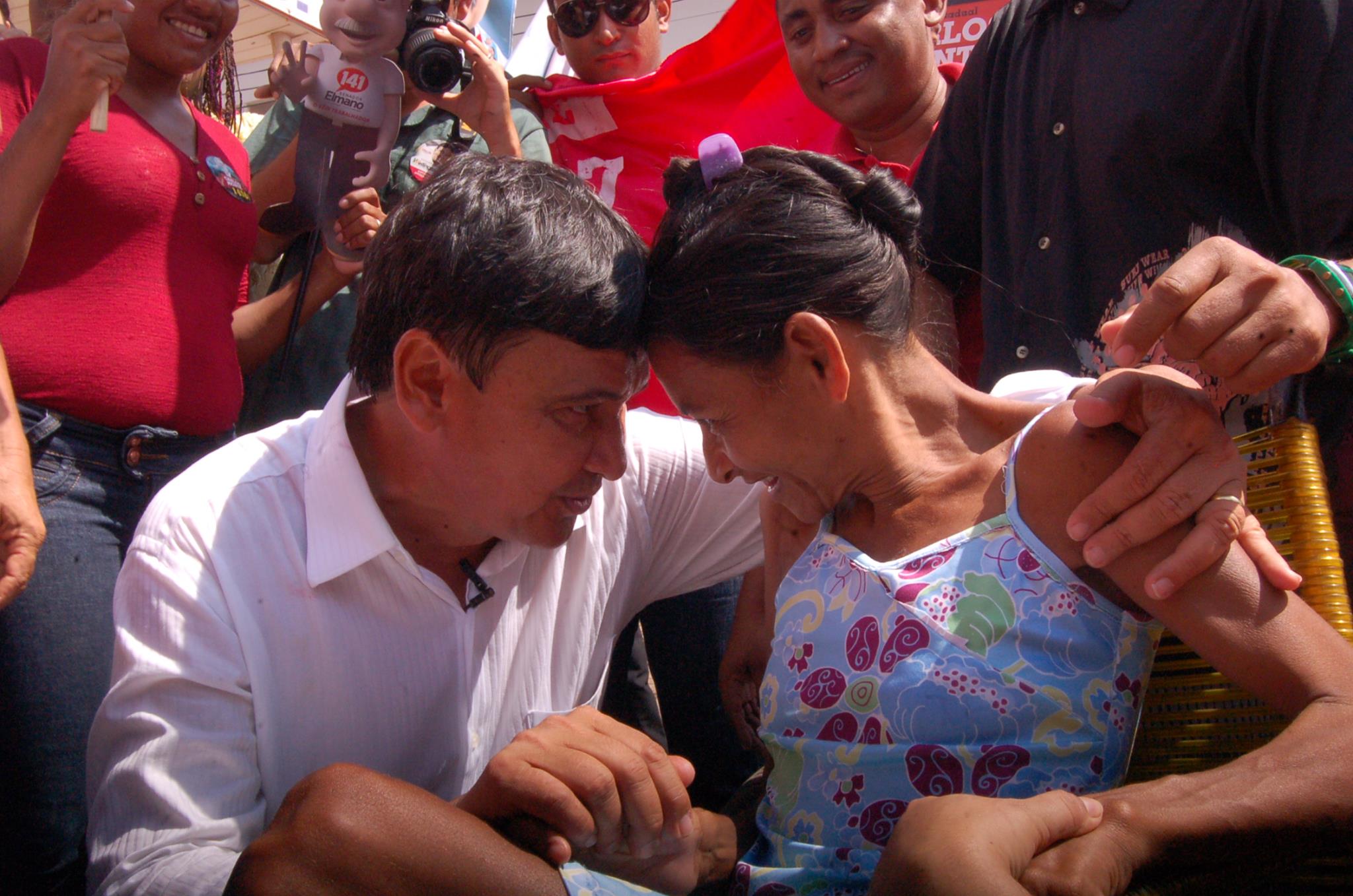 Wellington Dias visita Barras e arrasta multidão