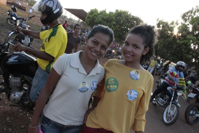  Prefeita Salete Rego recepciona  Zé filho em sua residência - Imagem 23